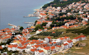 Bol Apartments and rooms in Croatia near sea - North