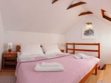 villa-pool-brac
